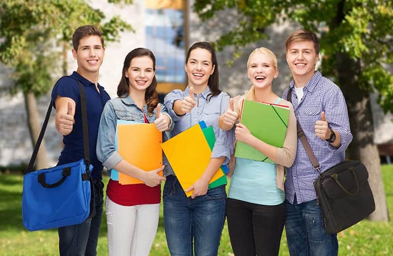 Prépas students thumps up new - Prépas